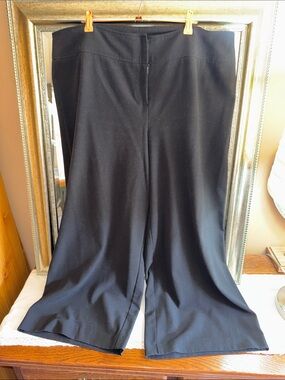 Notations Black Goucho Style Slacks/ Trousers Size 18